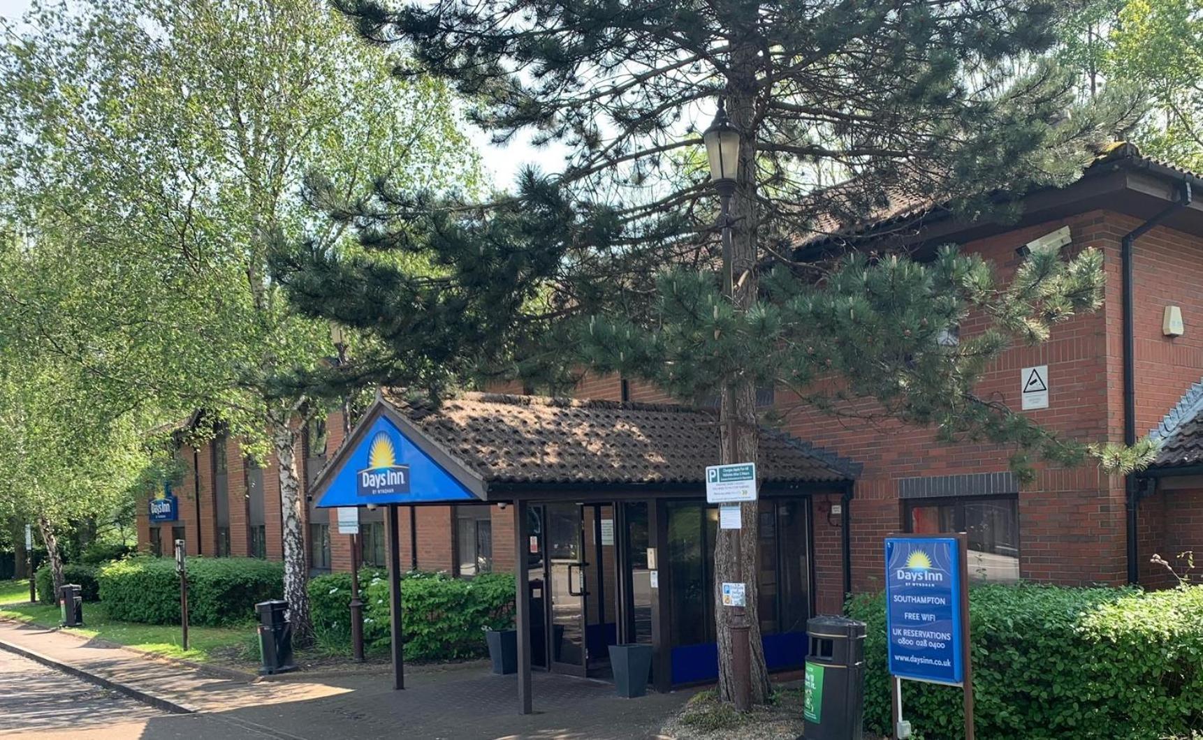 Days Inn Southampton Rownhams Chilworth  Exterior photo